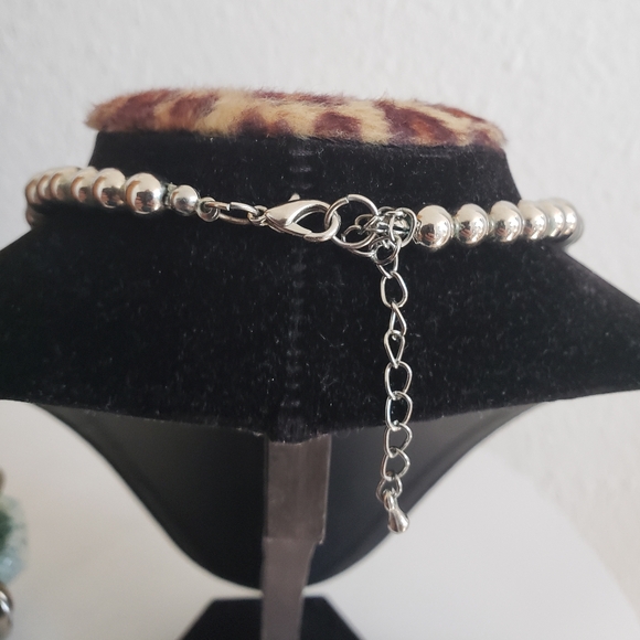 Jewelmint Turquoise Silver Tone Set of Necklace and Bracelet - Picture 3 of 15